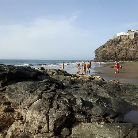 Playa Del Pirata Shami San Bartolomé